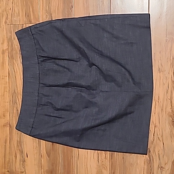 LOFT Blue Skirt - Picture 5 of 6